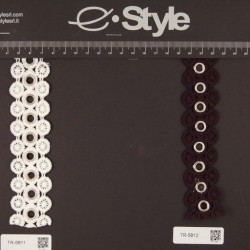 TR-5811-TR-5812